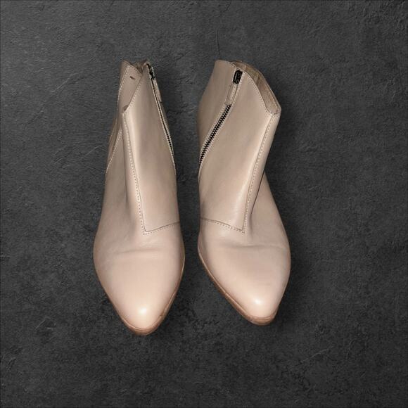 Eileen Fisher Trail Bootie Cream Leather Ankle Boots Size 11 Stacked Heel - Picture 5 of 6